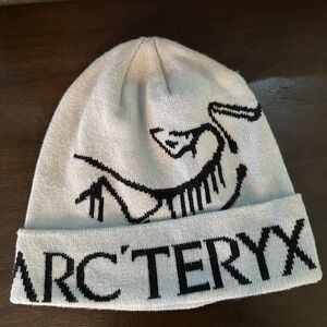 Arc'teryx Bird Word ' Light Gray and Black Toque Beanie- USED